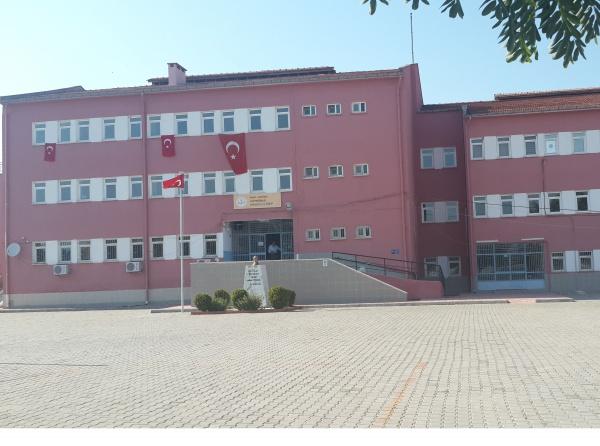 Köprübaşı Anadolu Lisesi Fotoğrafı